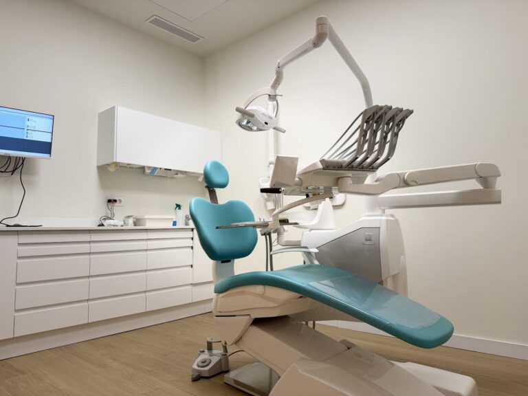 dentista-en-pedreguer-clinica-dental-almidental.jpeg